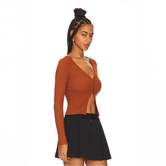 REVOLVE superdown Sierra Knit Top in Brick Brown Size S - Picture 2 of 7
